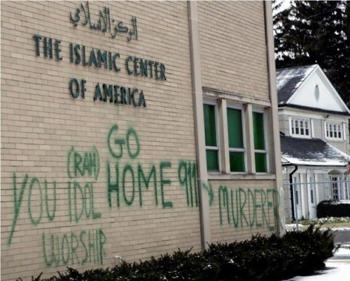anti-muslim-graffiti.jpg